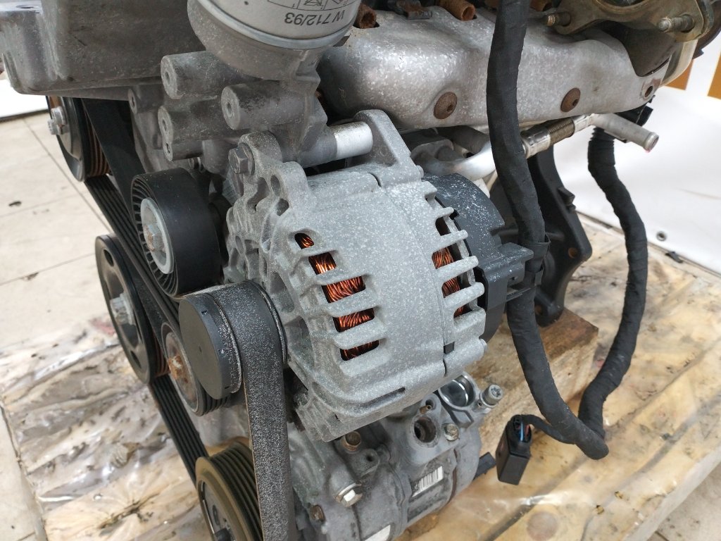Двигатель Golf 2012 5K CAX 1.4