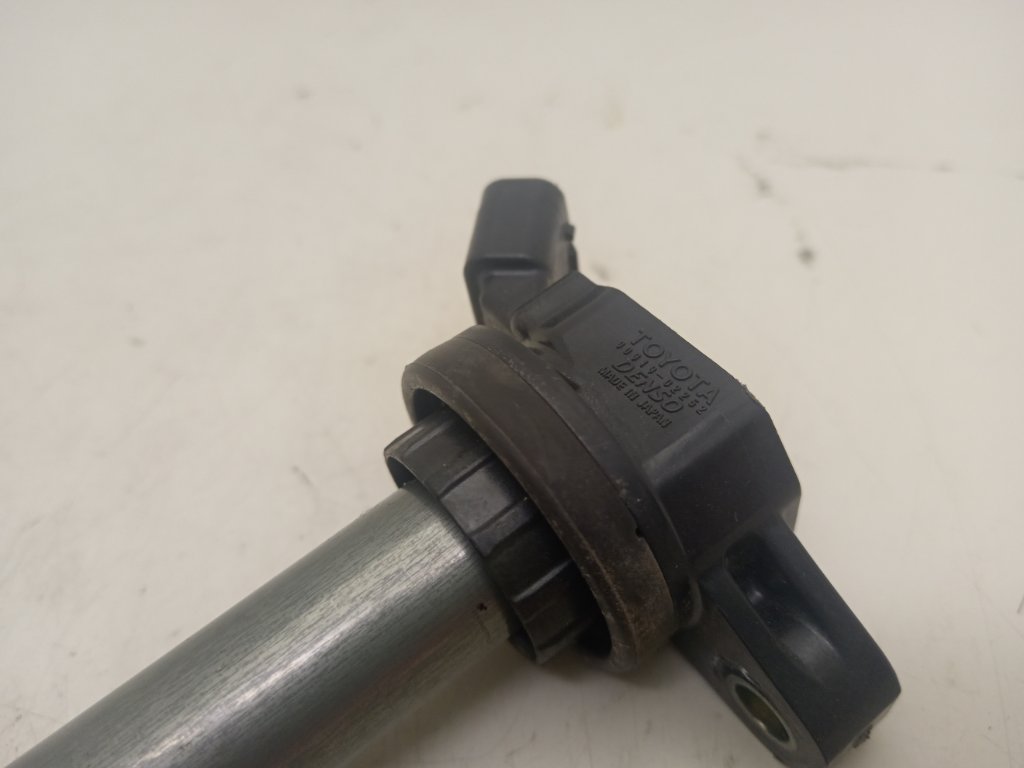 Катушка зажигания Avensis 2010 T250 3ZRFAE 1.8 Катушка зажигания Avensis 2010 T250 3ZRFAE 1.8