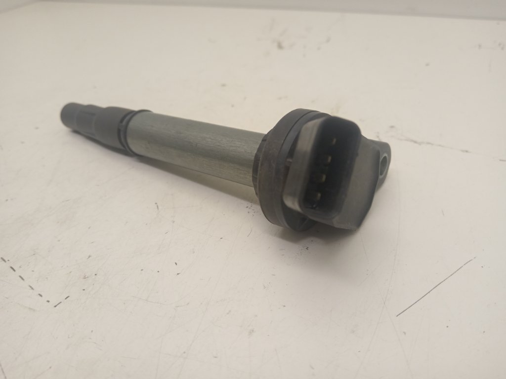 Катушка зажигания Avensis 2010 T250 3ZRFAE 1.8 Катушка зажигания Avensis 2010 T250 3ZRFAE 1.8