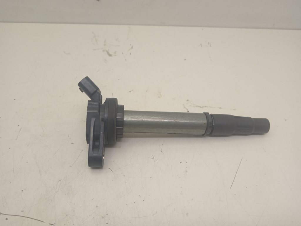 Катушка зажигания Avensis 2010 T250 3ZRFAE 1.8 Катушка зажигания Avensis 2010 T250 3ZRFAE 1.8