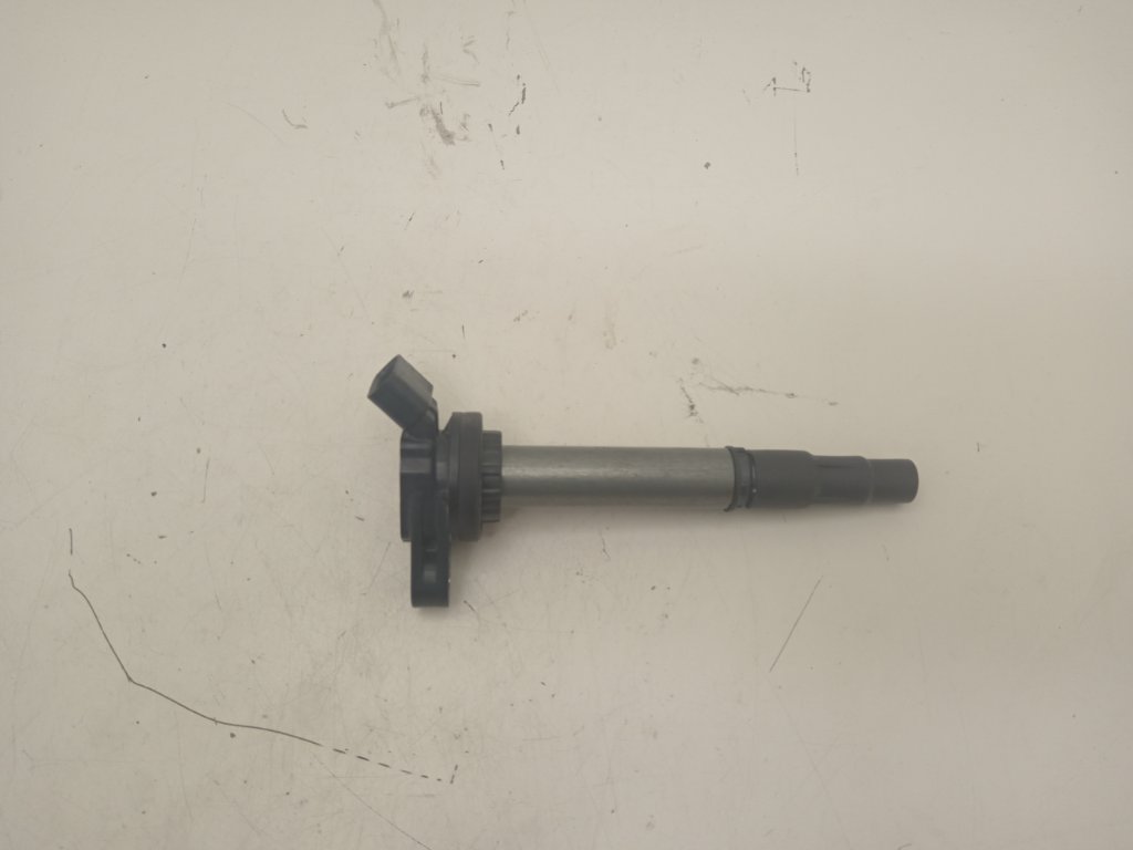 Катушка зажигания Avensis 2010 T250 3ZRFAE 1.8 Катушка зажигания Avensis 2010 T250 3ZRFAE 1.8