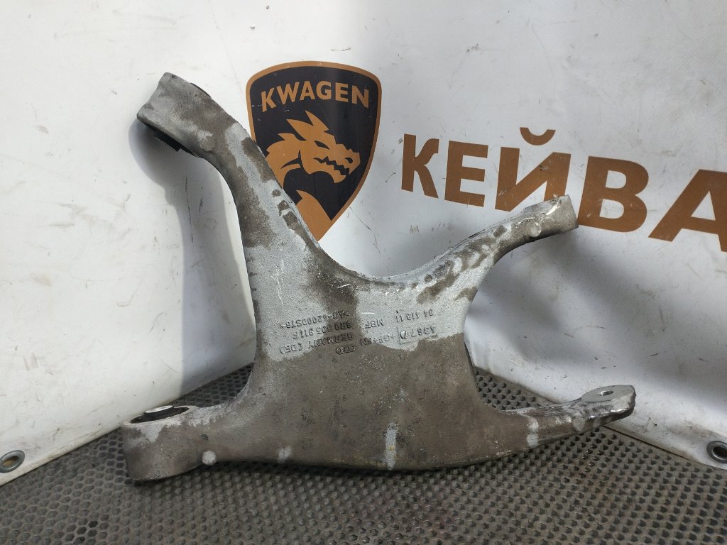 Рычаг подвески задний левый Audi S6 2014 C7/4G 8R0505311F контрактная