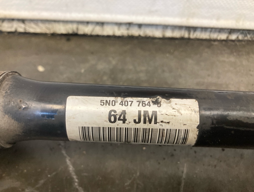 Привод передний правый Tiguan 2012 5N CCZ 2.0 TSI Привод передний правый Tiguan 2012 5N CCZ 2.0 TSI