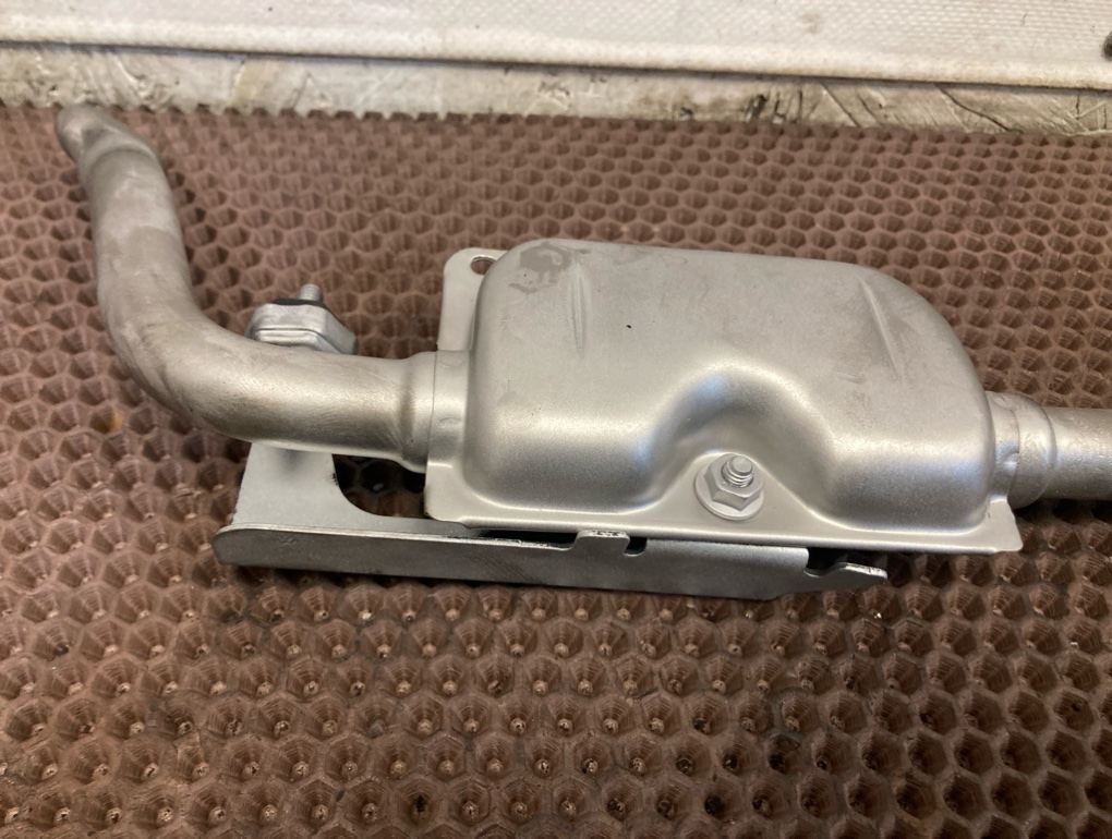 Глушитель Webasto Q7 2008 4L BUG 3.0 TDI