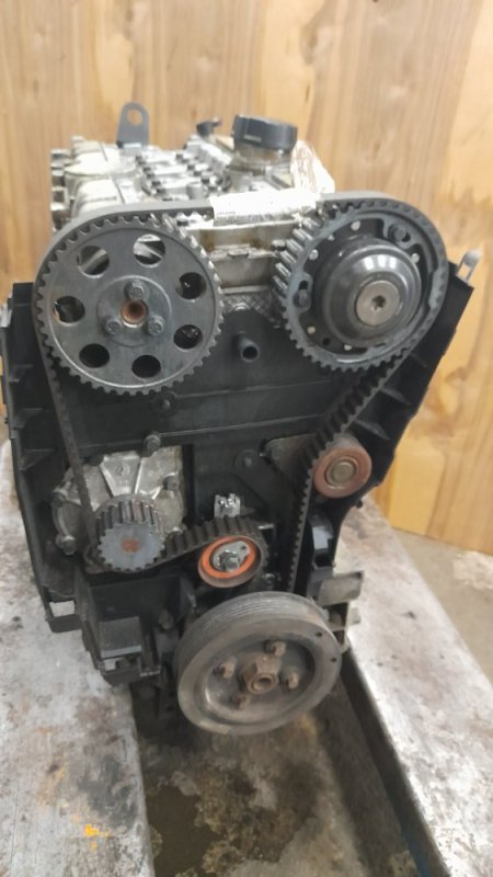 Запчасть двигатель Volvo S60 2006 Sedan B5244S 8251484 Б/У Двигатель Volvo S60 2006 Sedan B5244S 8251484 Б/У