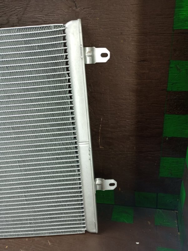 Радиатор охлаждения двигателя A6 2009 C6