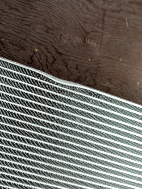 Радиатор охлаждения двигателя A6 2009 C6