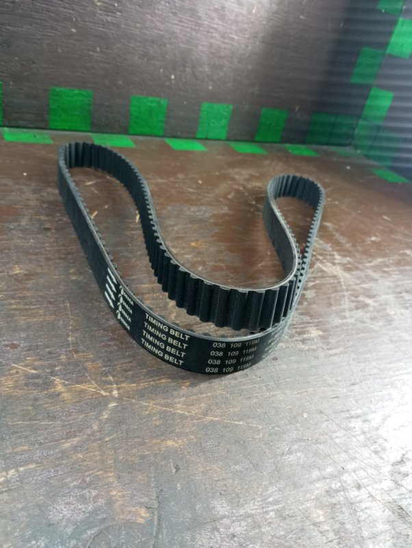 Ремень ГРМ Volkswagen Golf 2000 MK4 04699 новая