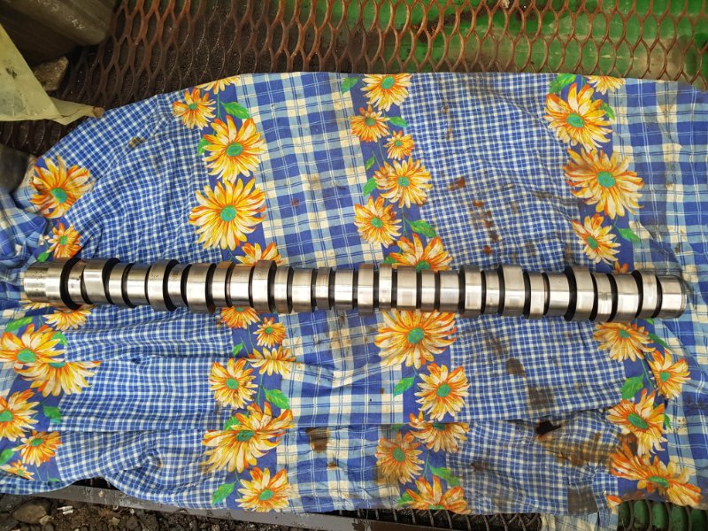 Распредвал Volvo FH 2 2010 21110437 Б/У