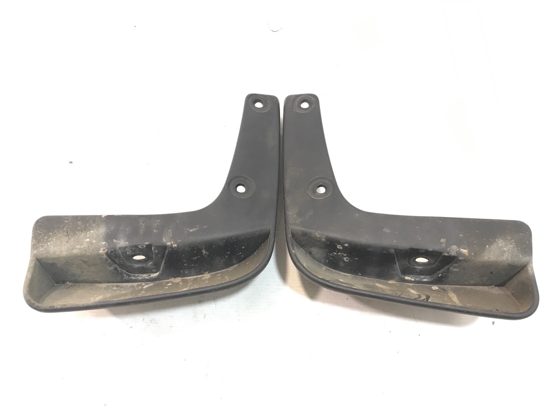 Брызговик задний Mitsubishi Galant Fortis CX4A 4B11 Брызговик задний Mitsubishi Galant Fortis CX4A 4B11