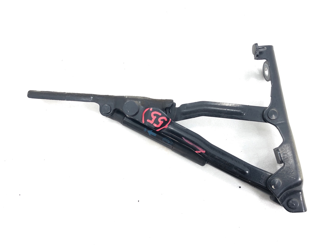 Амортизатор крышки багажника GT 86 2013 ZN6 FA20