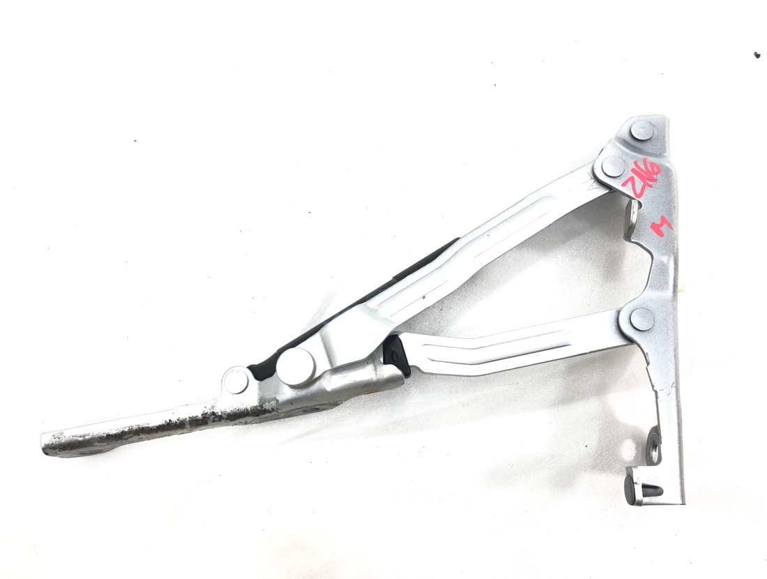 Амортизатор крышки багажника GT 86 2013 ZN6 FA20