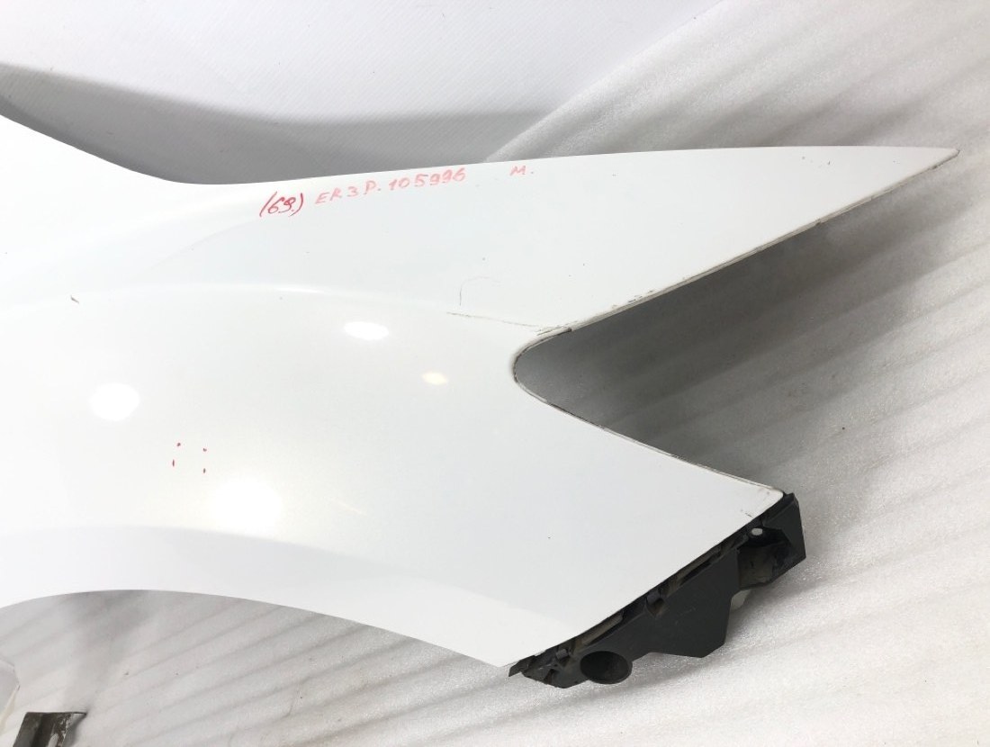 Крыло переднее правое CX-7 2007 ER3P L3VDT