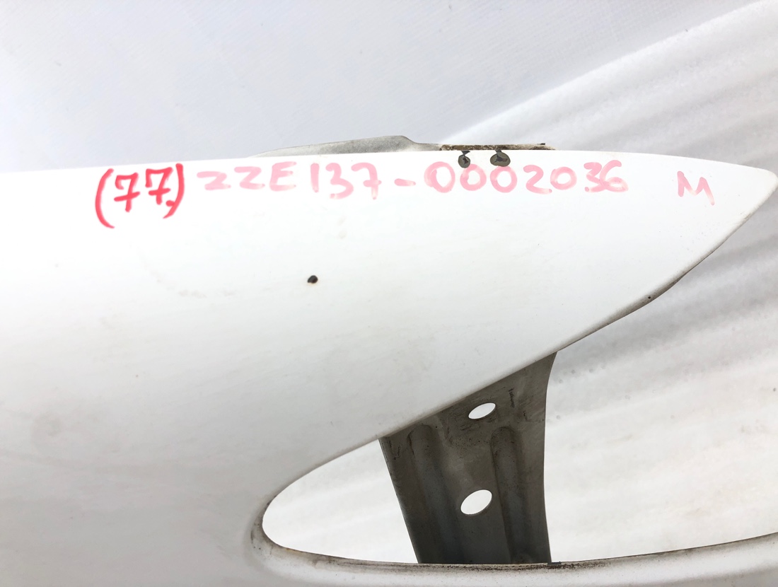 Крыло переднее правое Voltz 2003 ZZE137 2ZZGE