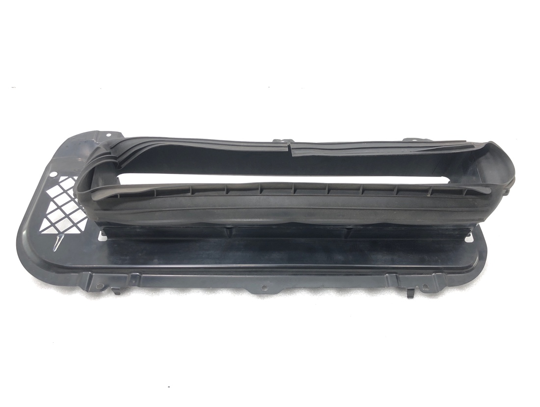 Направляющая интеркулера Forester 2004 SG5 EJ205