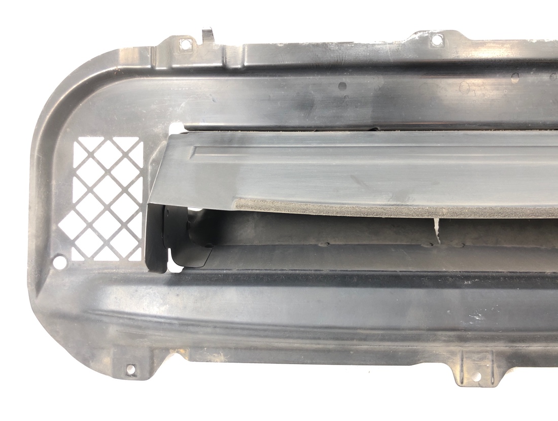 Воздухозаборник Subaru Forester SG5 EJ205 Воздухозаборник Subaru Forester SG5 EJ205