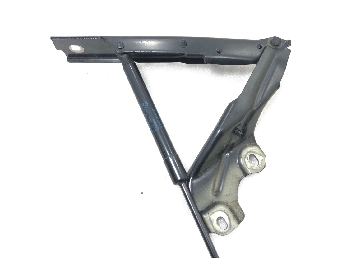 Петля капота A6 2012 4G2 CHV