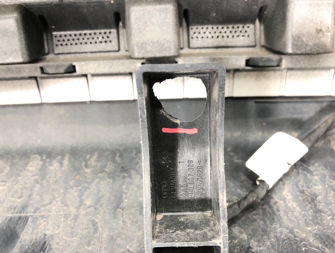 Бампер задний A4 2003 8EC AUK Бампер задний A4 2003 8EC AUK