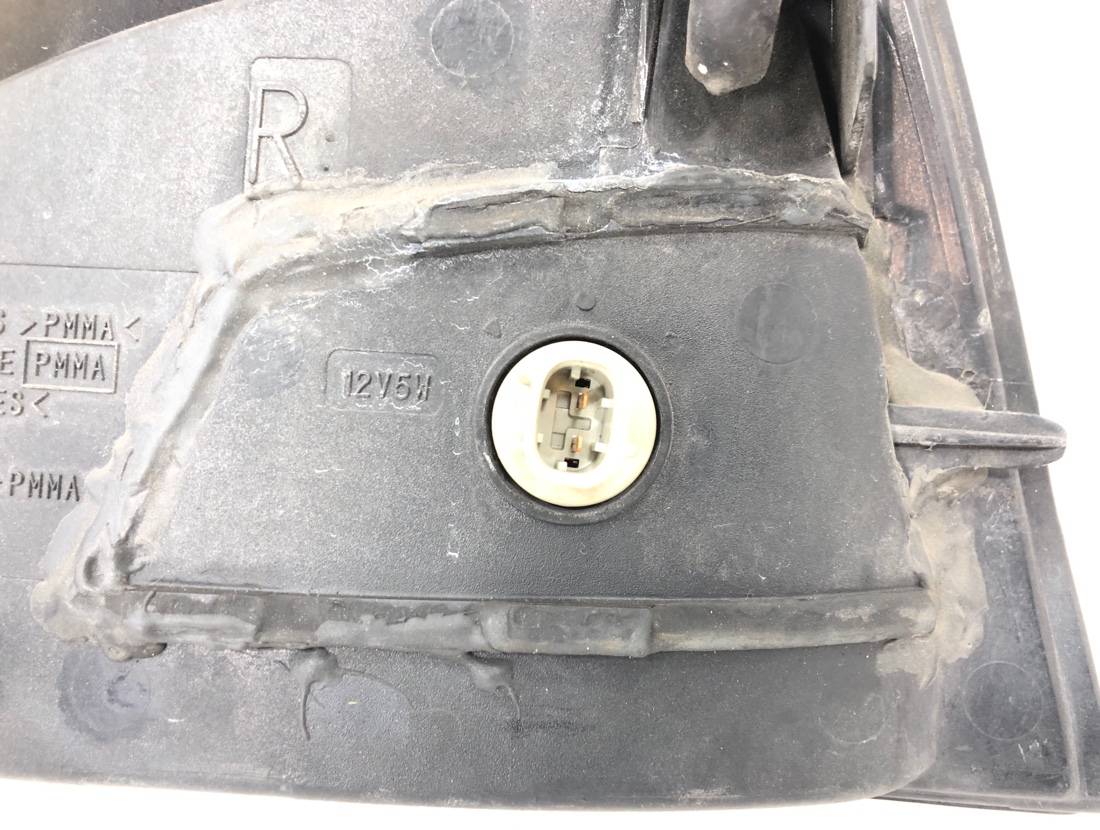 Габарит правый Grand Hiace 2001 VCH10 5VZFE