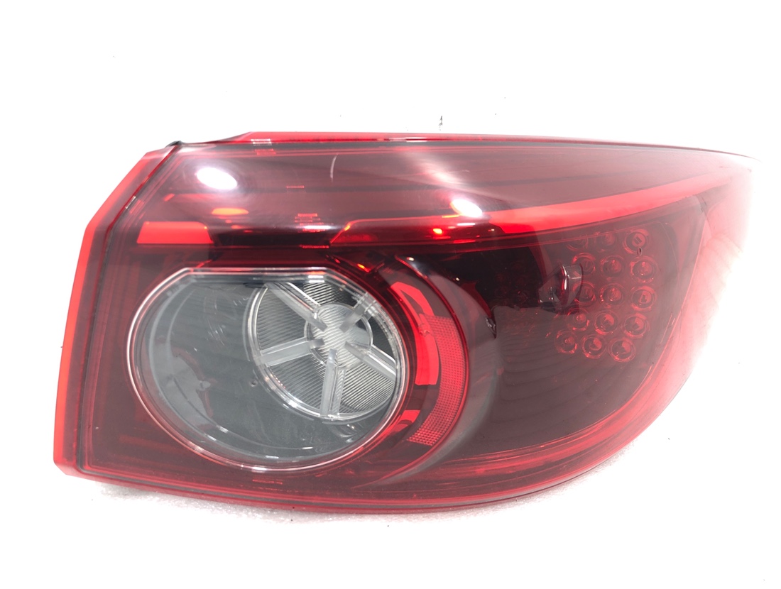 Стоп-сигнал правый Axela 2013 BM6FJ Z6VE