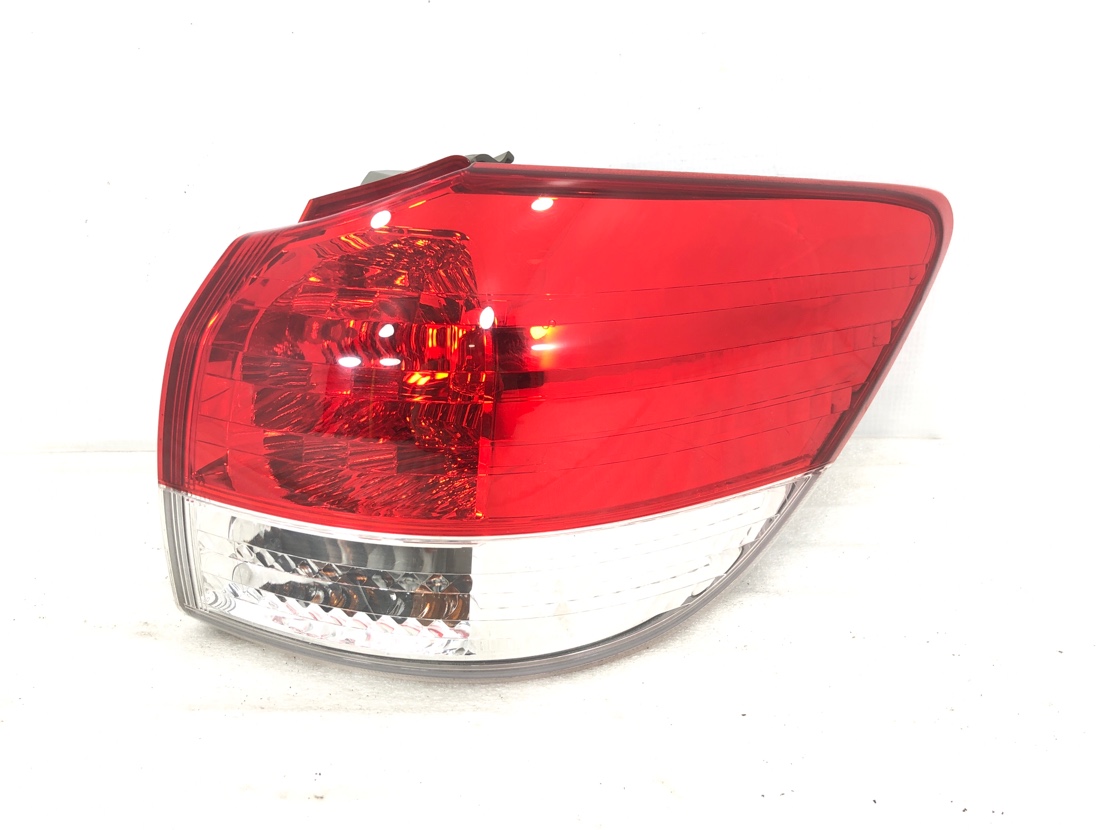 Запчасть стоп-сигнал правый Toyota Wish 2009 ZGE20 2ZRFE 8158168010 контрактная Стоп-сигнал правый Toyota Wish 2009 ZGE20 2ZRFE 8158168010 контрактная