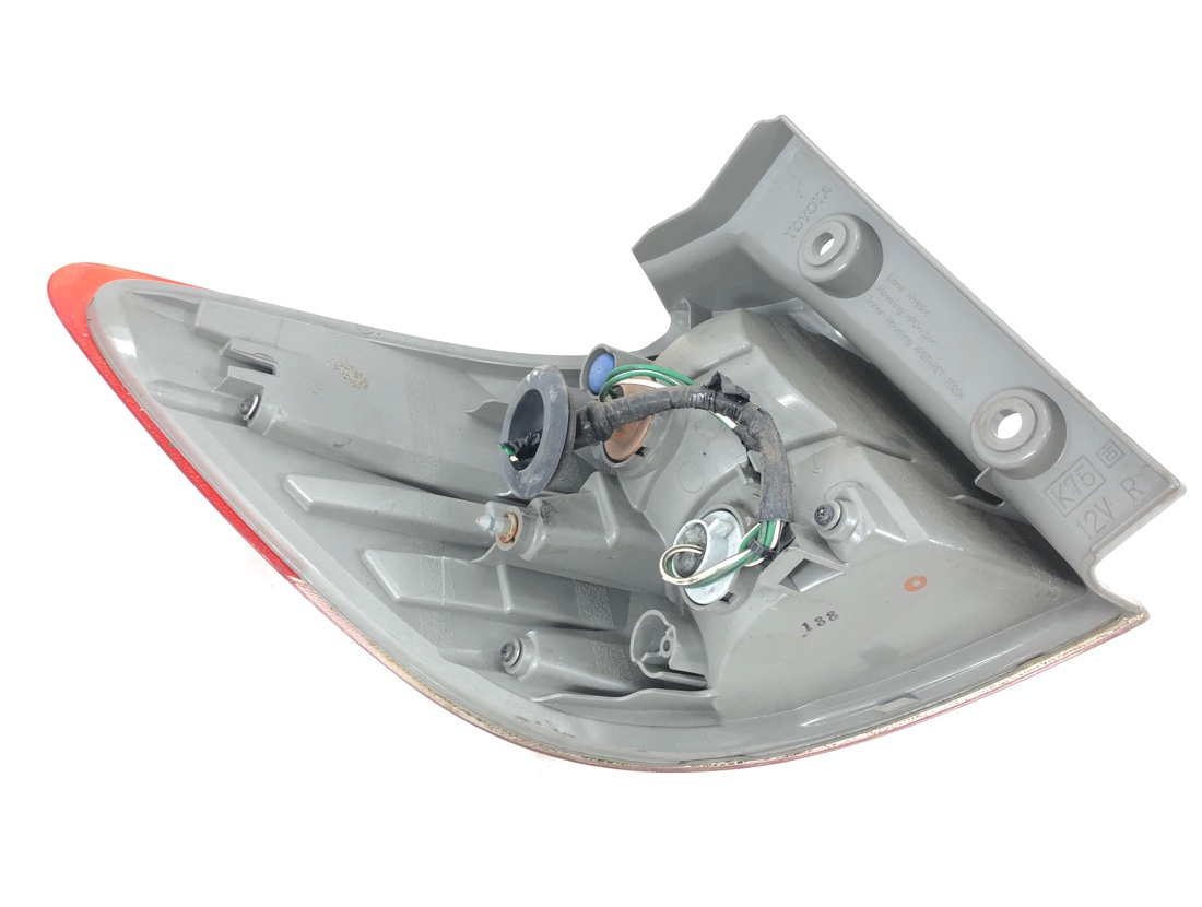 Стоп-сигнал правый Wish 2009 ZGE20 2ZRFE