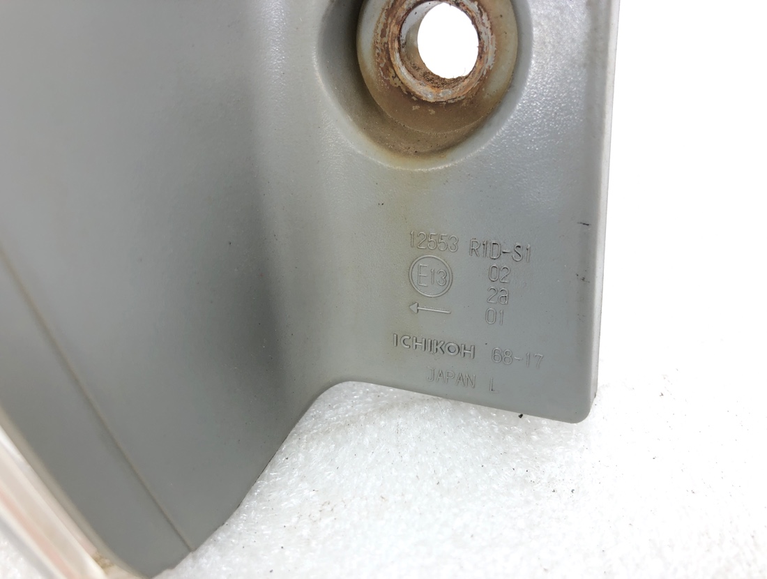 Стоп-сигнал левый Wish 2009 ZGE20 2ZRFE