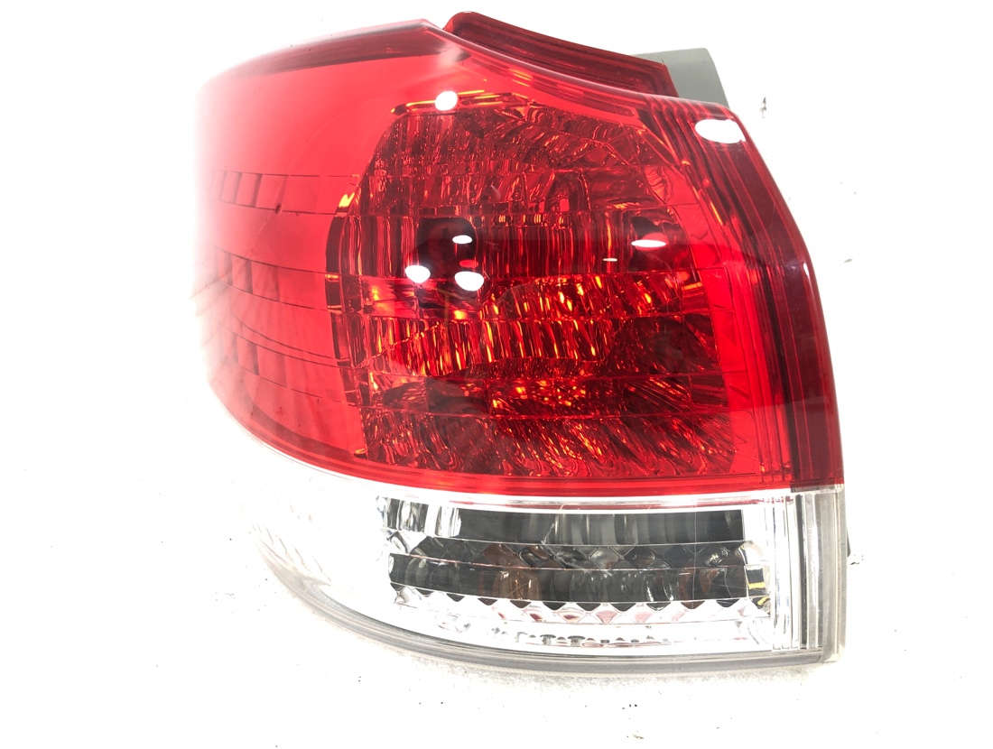 Стоп-сигнал левый Wish 2009 ZGE20 2ZRFE