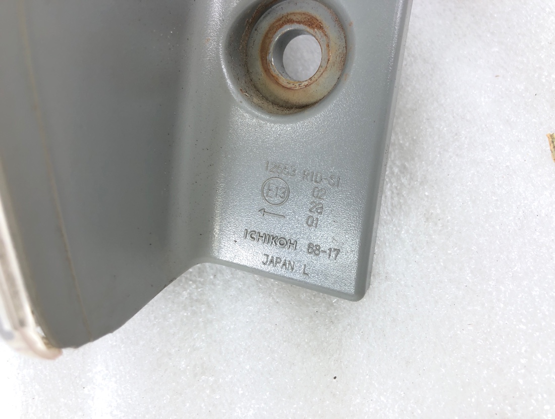 Стоп-сигнал левый Toyota Wish ZGE20 2ZRFE