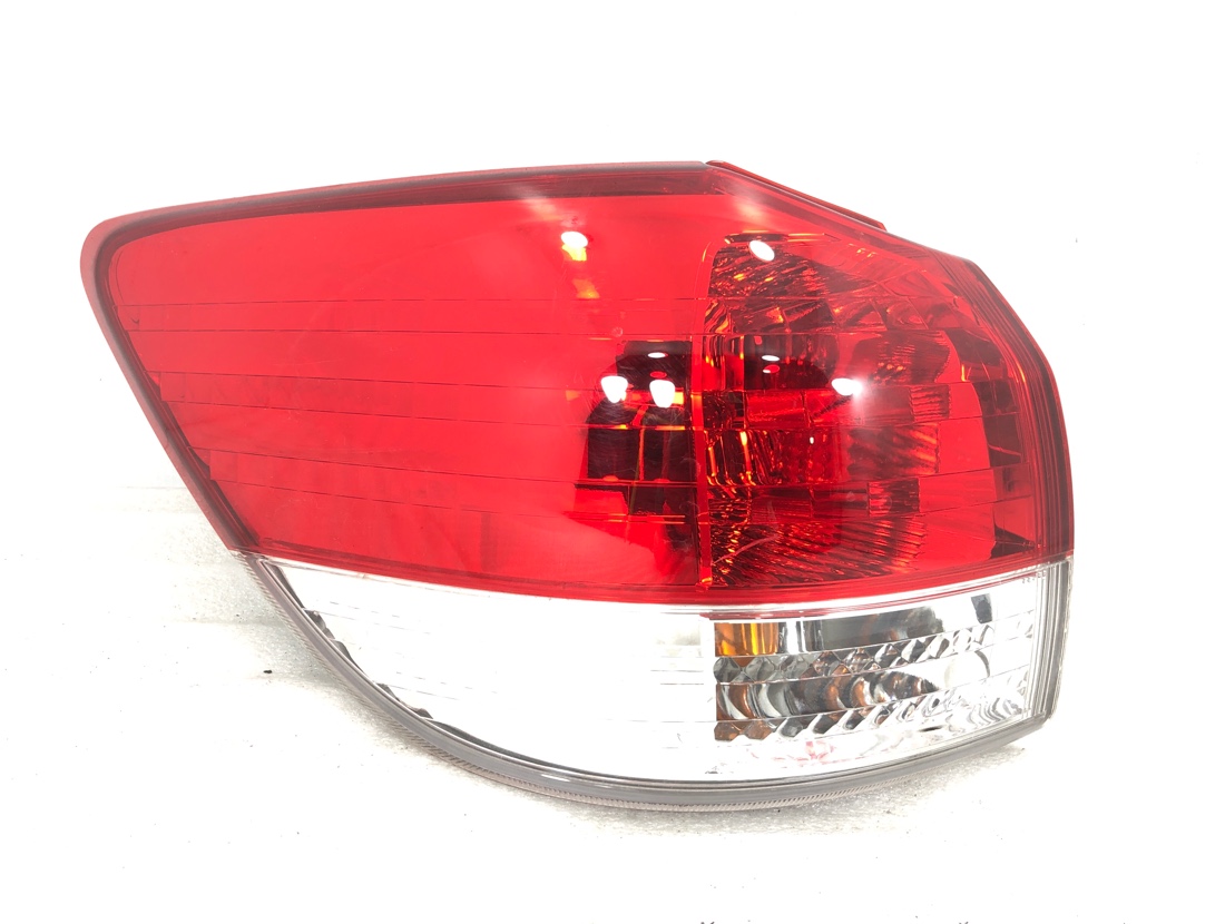 Стоп-сигнал левый Toyota Wish 2009 ZGE20 2ZRFE 81560-68050 контрактная