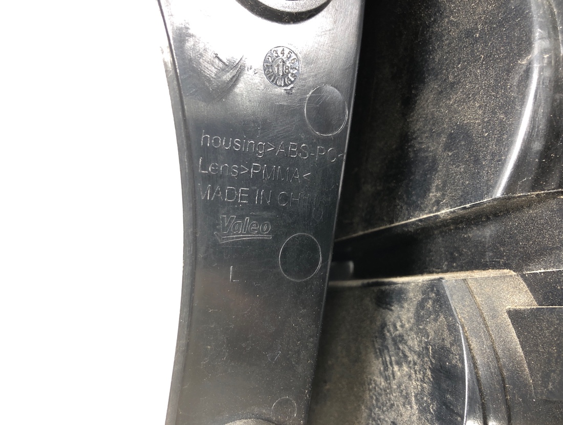 Стоп-сигнал левый DUALIS 2009 KJ10 MR20DE