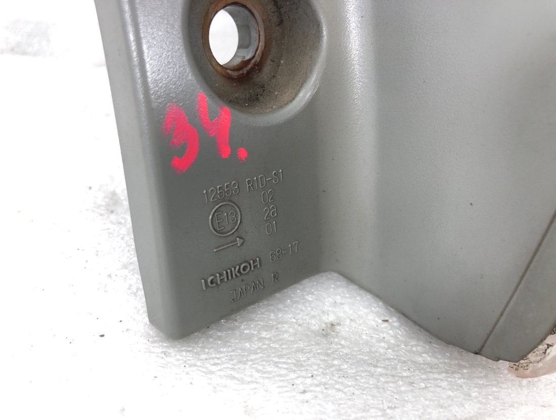 Стоп-сигнал правый Toyota Wish ZGE20 2ZRFE