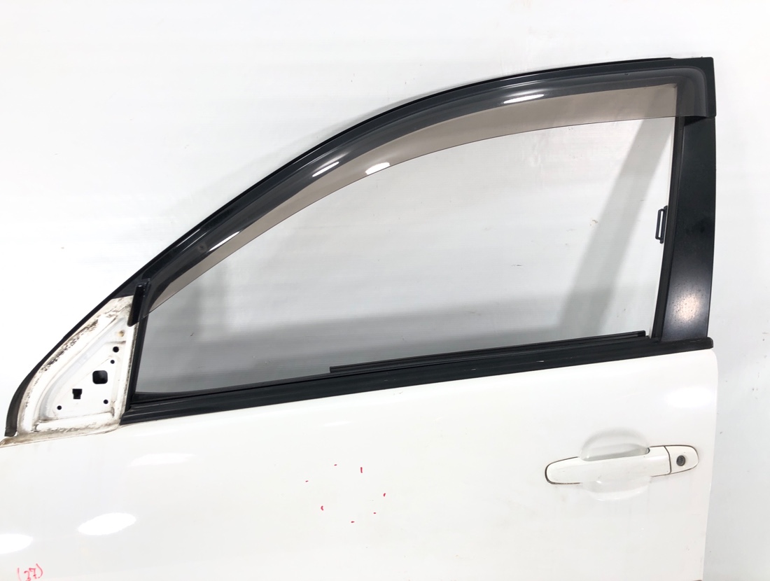 Дверь передняя левая Voltz 2003 ZZE137 2ZZGE