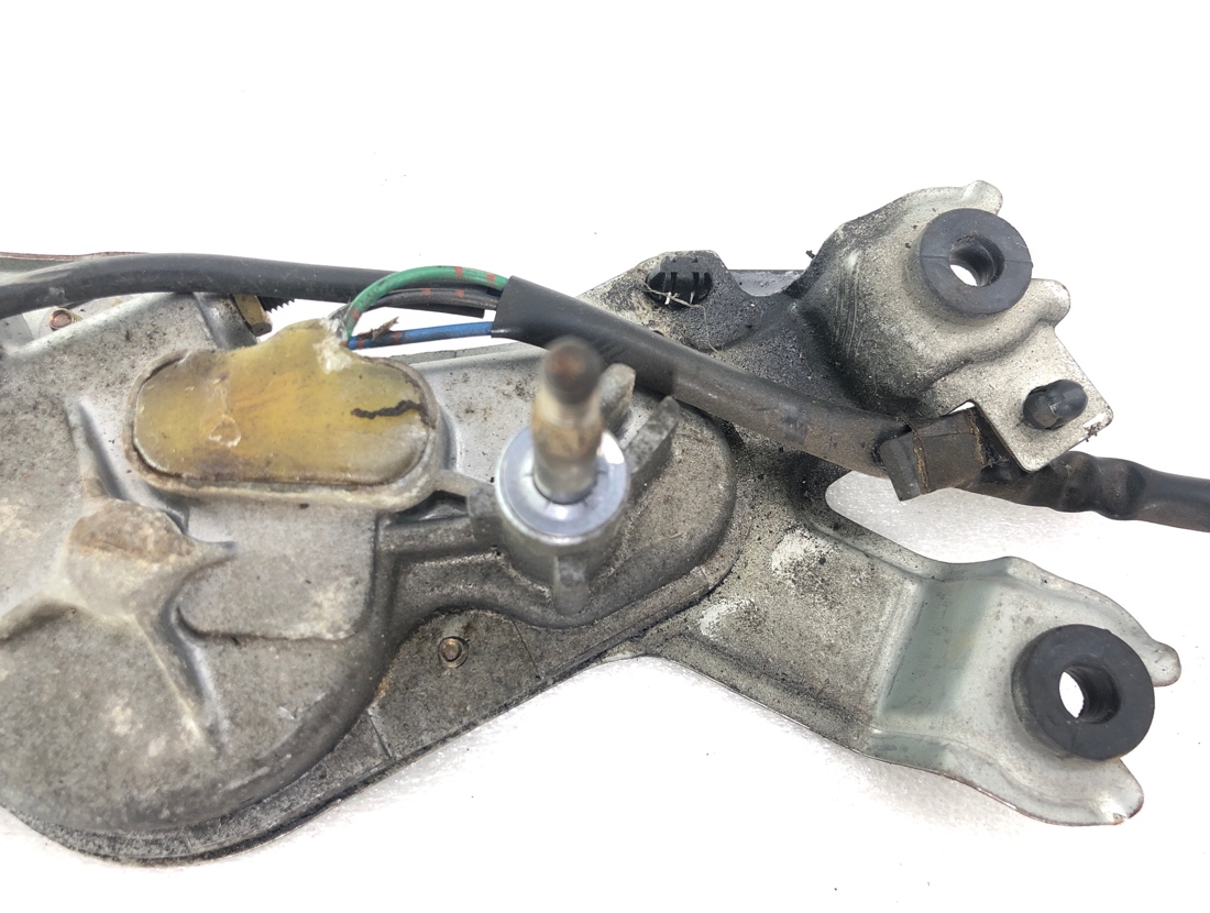 Мотор дворников задний Hilux Surf 1997 RZN185 3RZFE