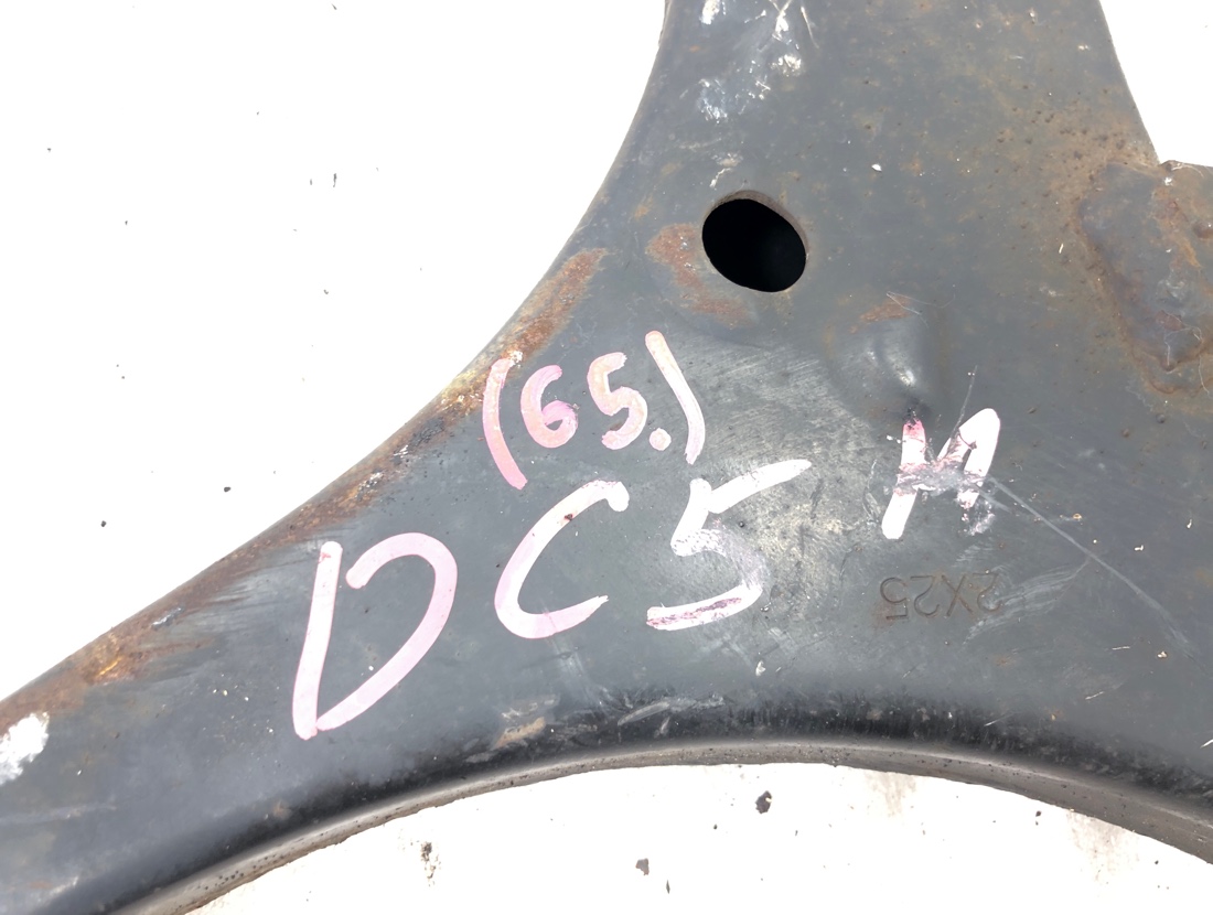 Рычаг передний правый Integra DC5 K20A Рычаг передний правый Integra DC5 K20A