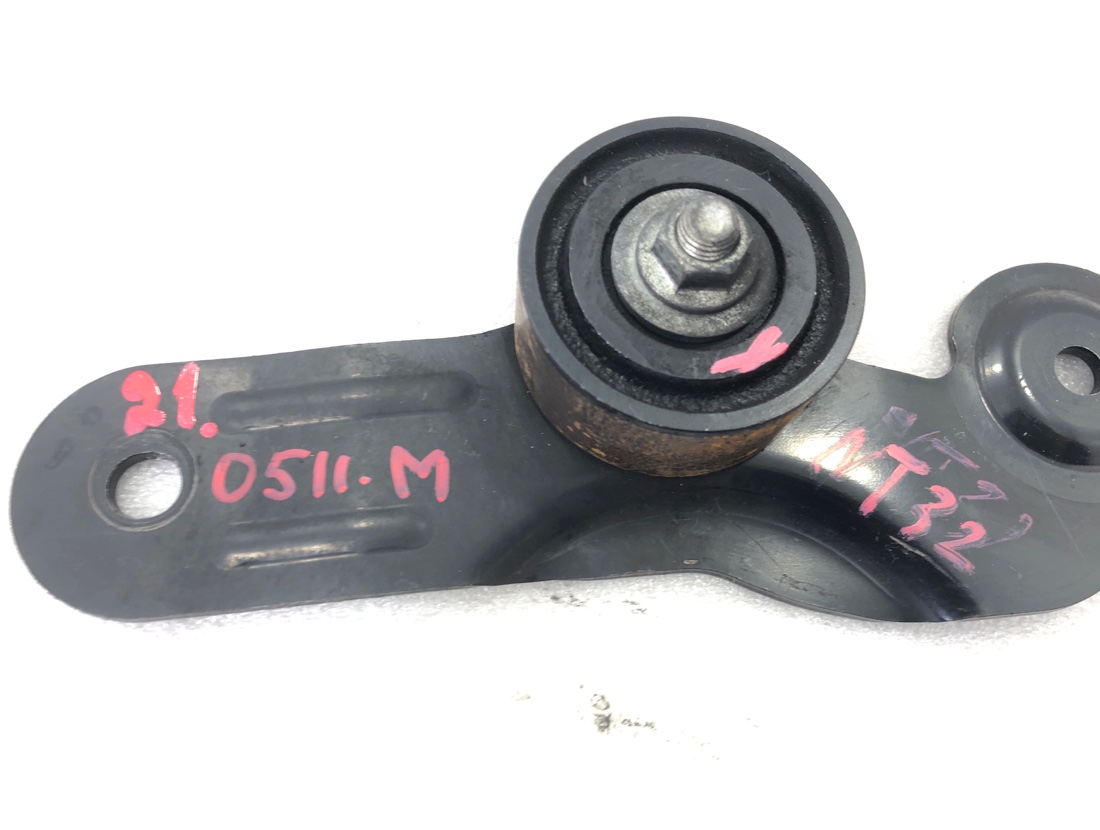 Ролик обводной навесного оборудования X-Trail 2014 NT32 MR20DD