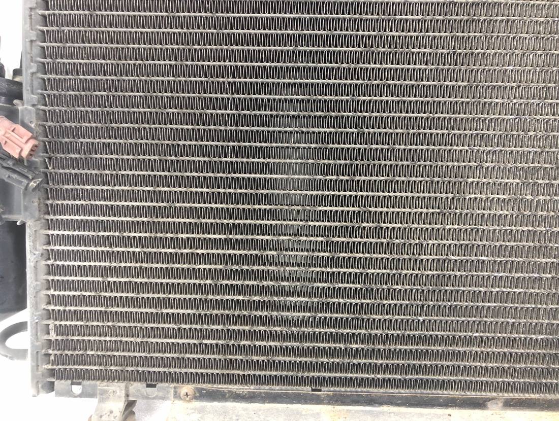 Радиатор кондиционера Bighorn 1996 UBS69GW 4JG2 Радиатор кондиционера Bighorn 1996 UBS69GW 4JG2