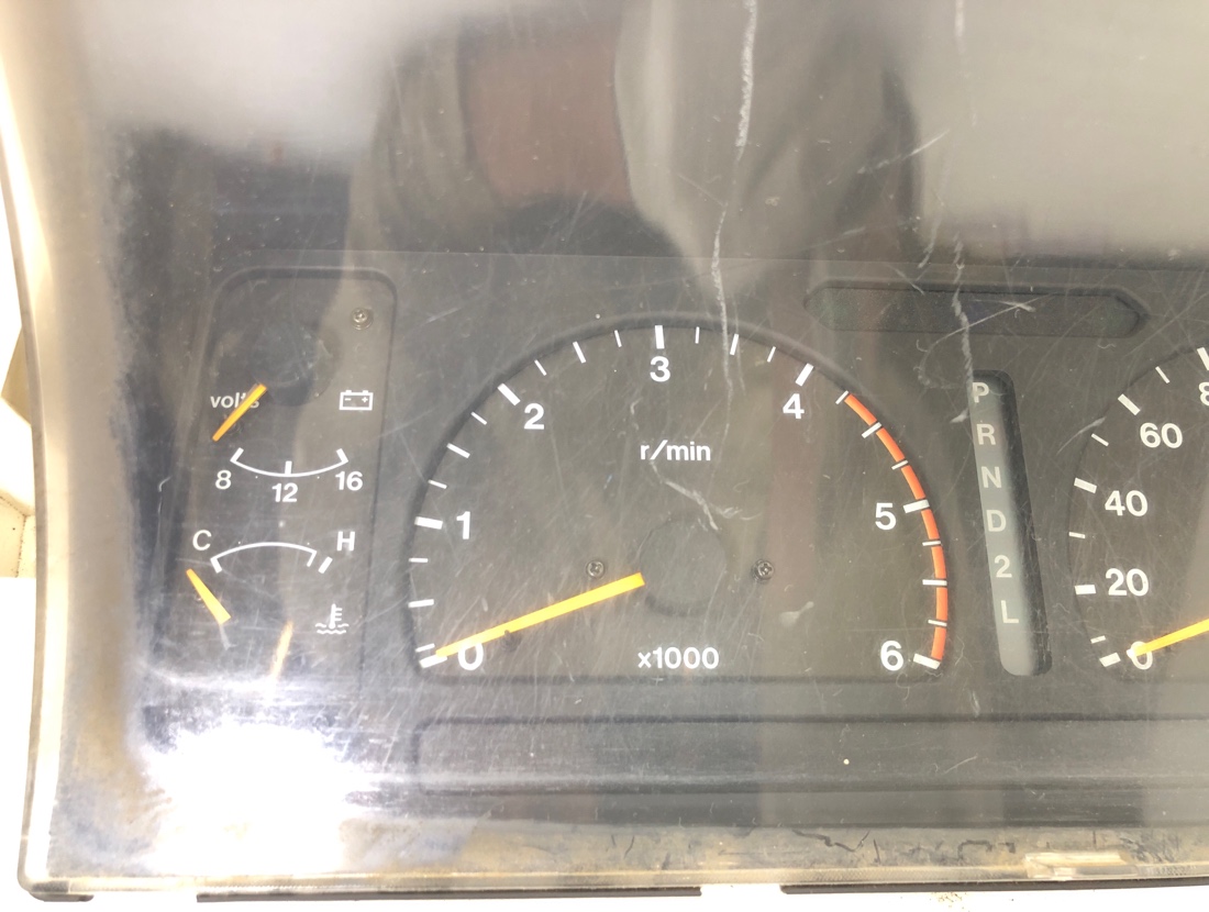 Спидометр Isuzu Bighorn UBS69DW