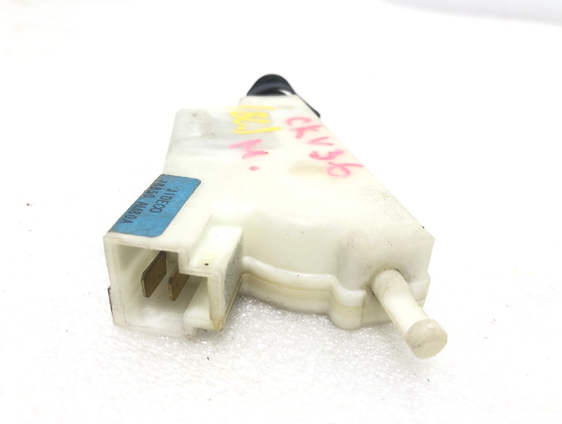 Замок лючка бензобака Skyline 2006 CKV36 VQ37VHR Замок лючка бензобака Skyline 2006 CKV36 VQ37VHR