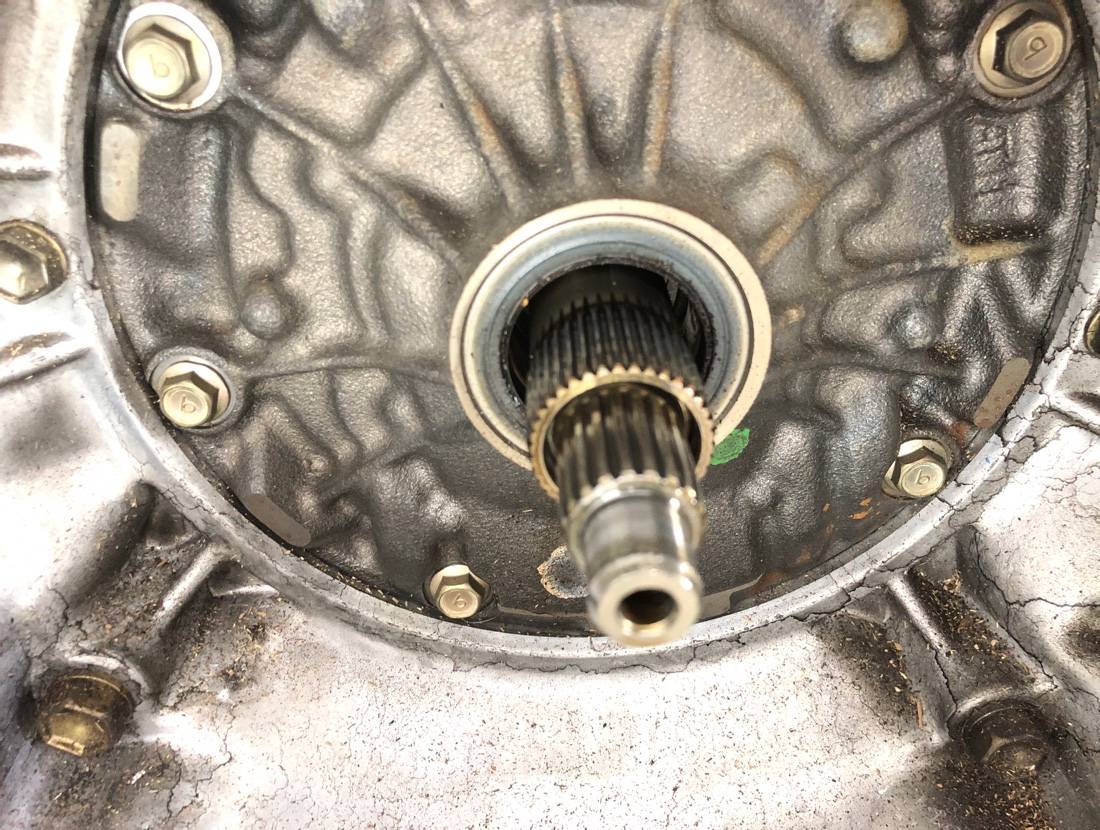 АКПП Bighorn 1996 UBS69GW 4JG2