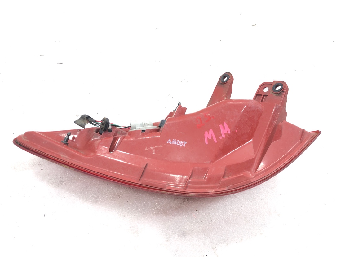 Стоп-сигнал правый Skyline Crossover 2008 J50 VQ37VHR Стоп-сигнал правый Skyline Crossover 2008 J50 VQ37VHR