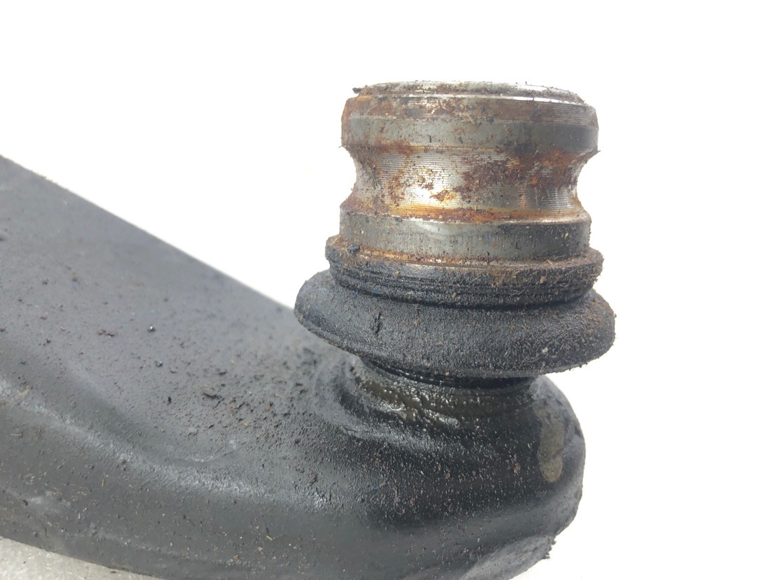 Рычаг передний правый Legacy 2005 BL5 EJ20 Рычаг передний правый Legacy 2005 BL5 EJ20