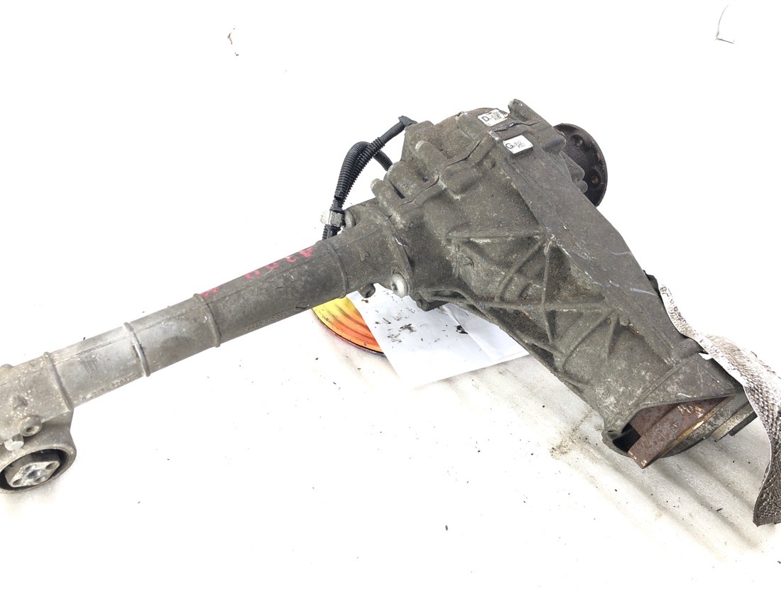 Редуктор передний Touareg 2010 7L7 BHK