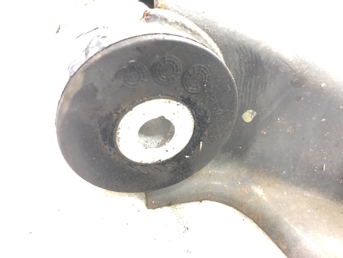 Рычаг задний правый Touareg 2007 7L7 BHK Рычаг задний правый Touareg 2007 7L7 BHK