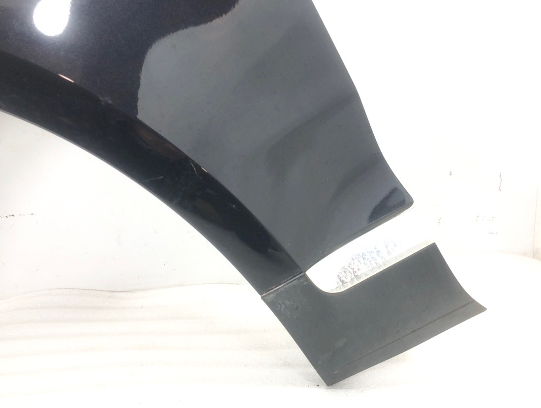 Крыло переднее левое Touareg 2008 7L7 BHK
