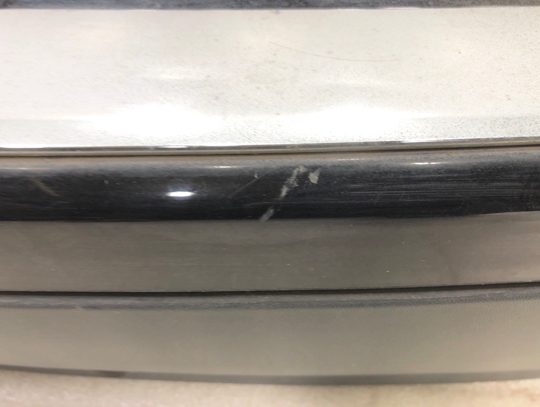 Бампер задний Touareg 2008 7L7 BHK