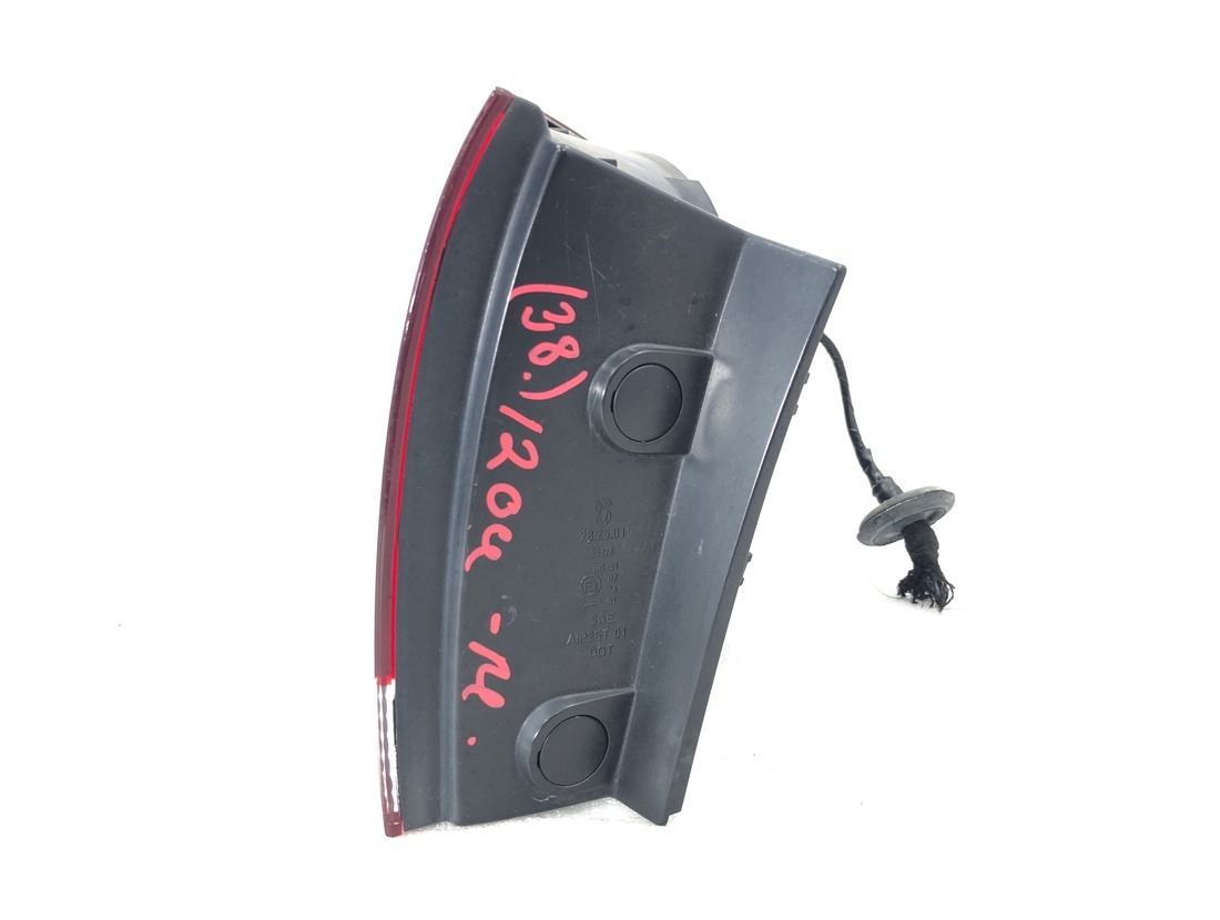 Стоп-сигнал левый Touareg 2008 7L7 BHK