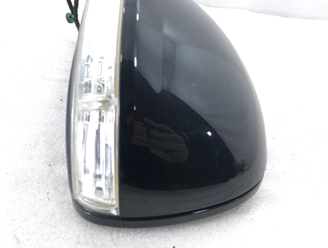 Зеркало левое Touareg 2008 7L7 BHK