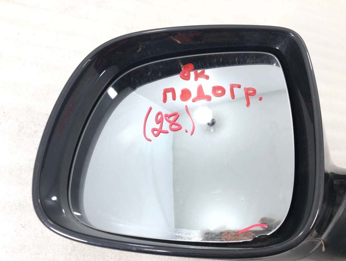 Зеркало левое Touareg 2008 7L7 BHK