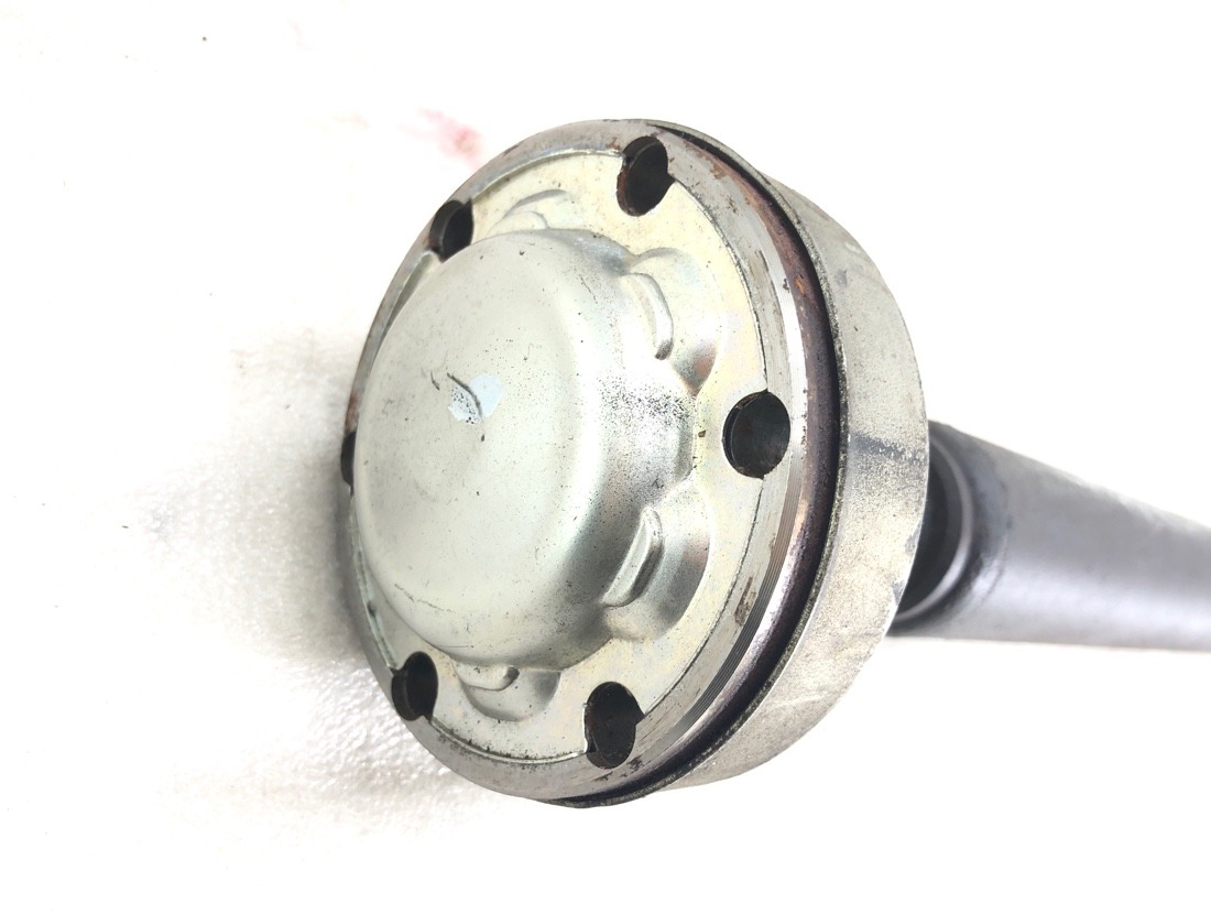 Карданный вал передний Touareg 2008 7L7 BHK